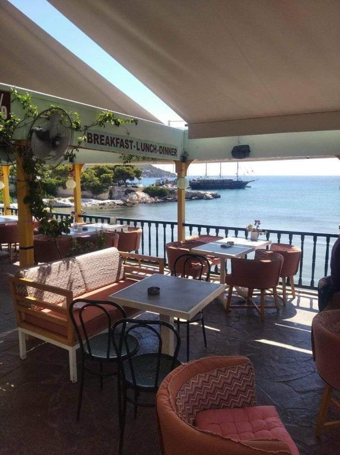 Ammoudia Rooms Agia Marina  Екстериор снимка