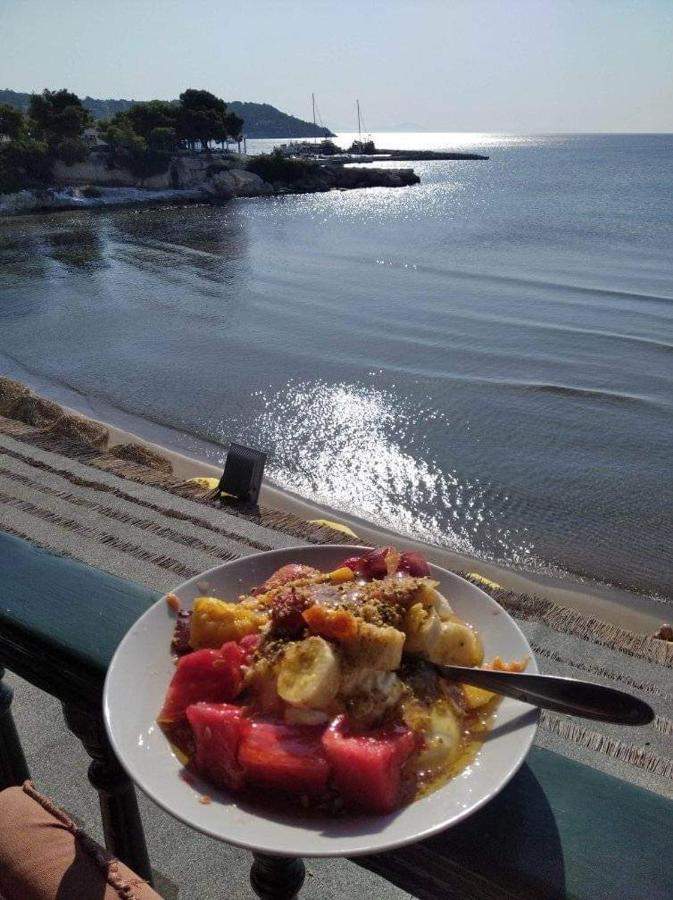 Ammoudia Rooms Agia Marina  Екстериор снимка